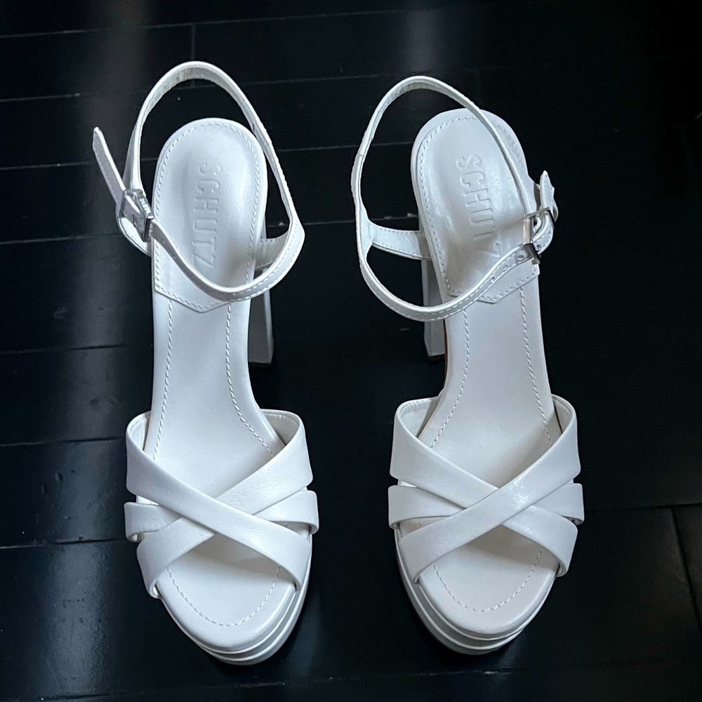 Schutz Keefa Platform Sandals